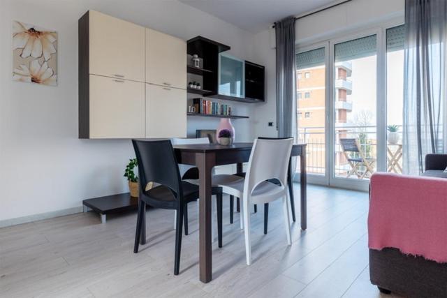 דירות קסטלטו סופרה טיצ'ינו Casa Martina מראה חיצוני תמונה
