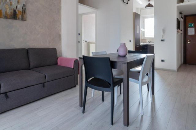דירות קסטלטו סופרה טיצ'ינו Casa Martina מראה חיצוני תמונה