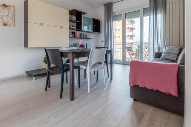 דירות קסטלטו סופרה טיצ'ינו Casa Martina מראה חיצוני תמונה